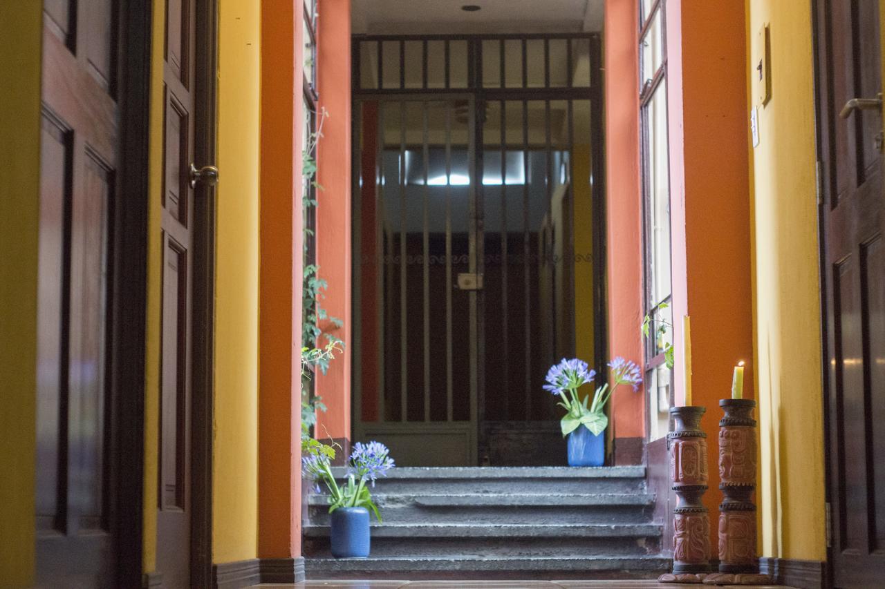 Give House Bed and Breakfast Guatemala-Stad Buitenkant foto